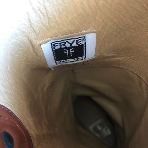 Frye Melissa button boot 6B - Picture 9 of 13